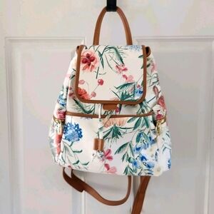 Valentina Genuine Leather Made Italy White Floral 15" Backpack Bag Purse